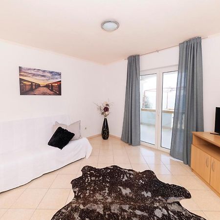 Apartments Seaside Бибине Екстериор снимка