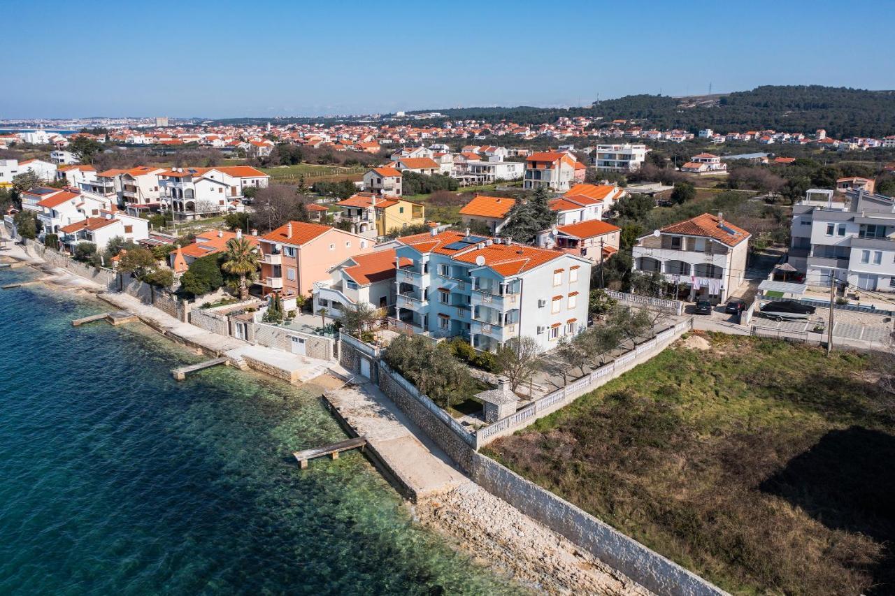 Apartments Seaside Бибине Екстериор снимка