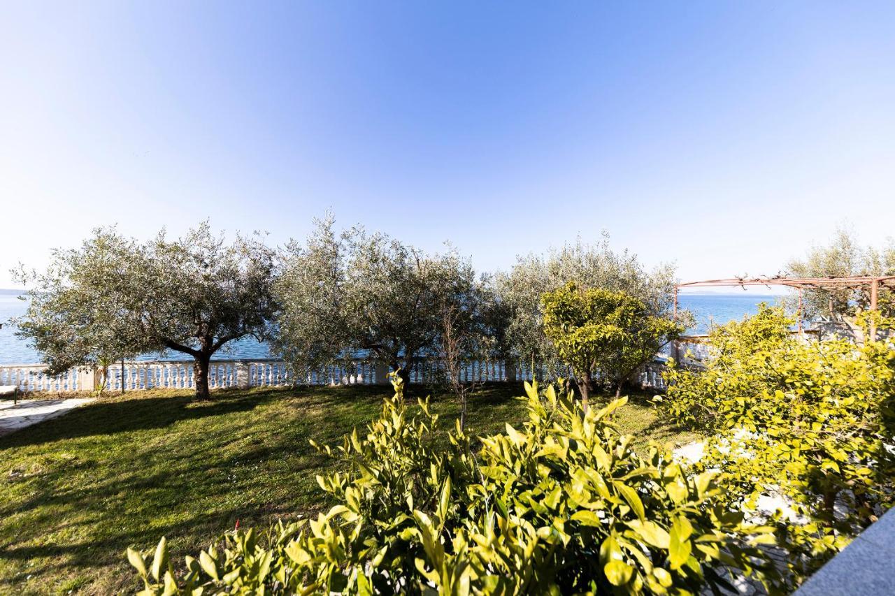 Apartments Seaside Бибине Екстериор снимка
