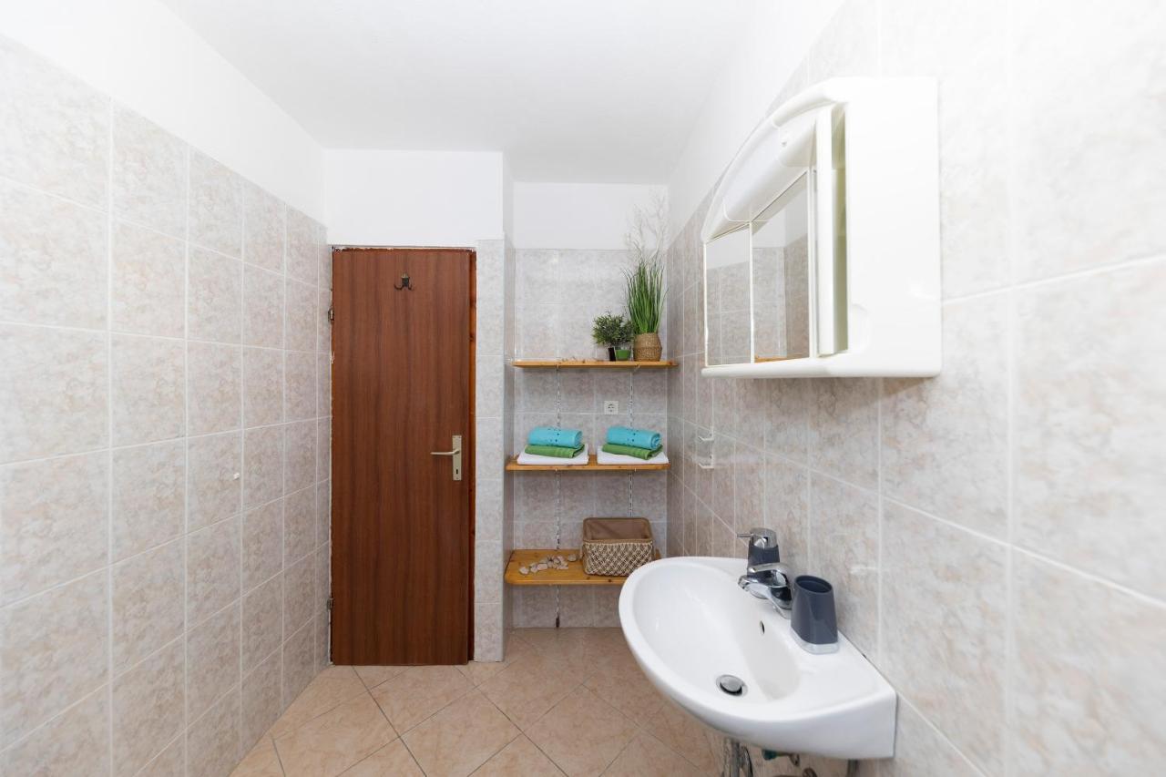 Apartments Seaside Бибине Екстериор снимка