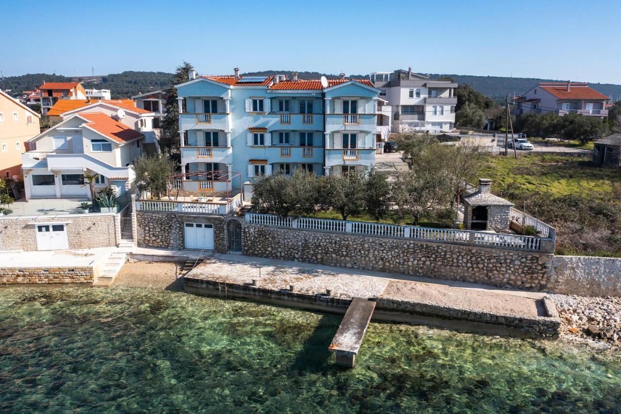 Apartments Seaside Бибине Екстериор снимка